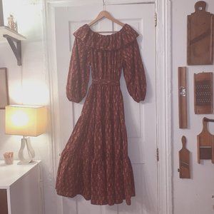Doen Floral Burgandy Dress